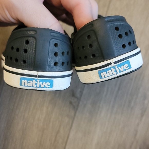 Native Miles Slip On - Picture 5 of 6